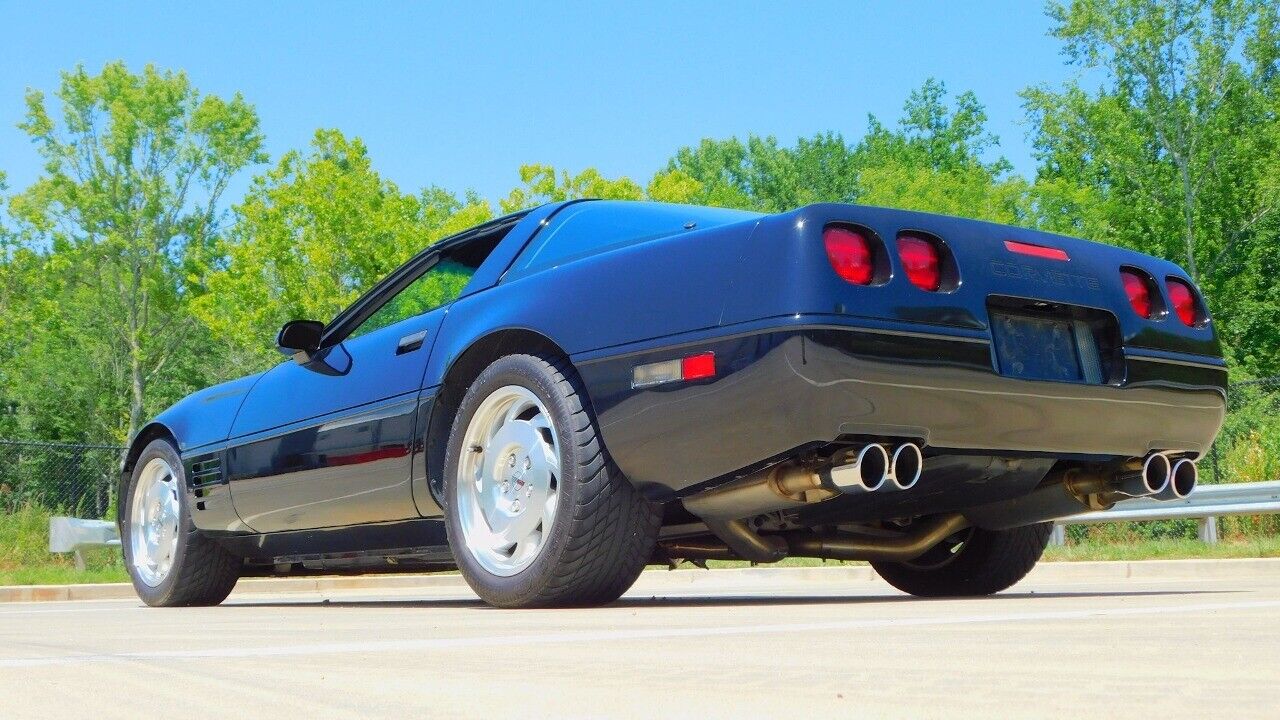 Chevrolet-Corvette-Coupe-1994-8