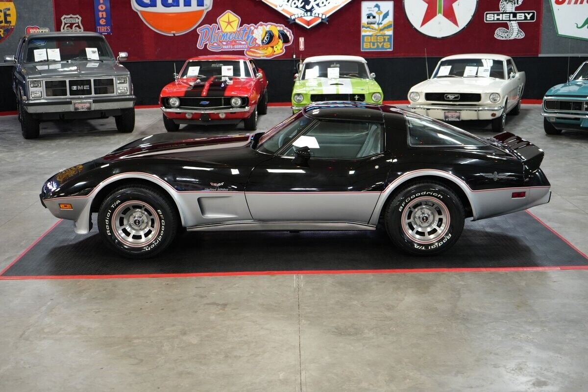 Chevrolet-Corvette-Indianapolis-500-Pace-Car-Edition-Coupe-1978-10