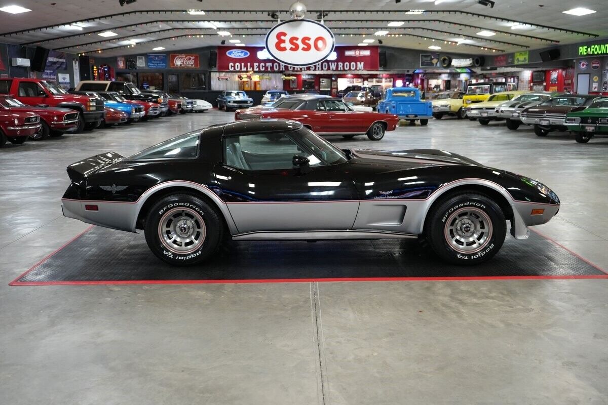 Chevrolet-Corvette-Indianapolis-500-Pace-Car-Edition-Coupe-1978-6