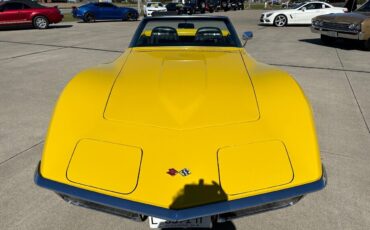 Chevrolet-Corvette-Stingray-Convertible-1971-15