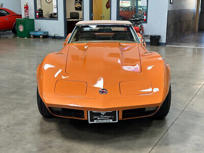 Chevrolet-Corvette-Stingray-Convertible-1974-2