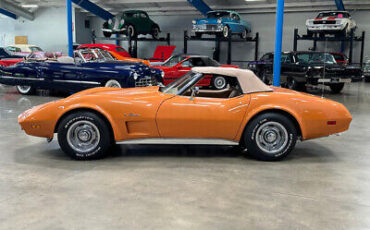 Chevrolet-Corvette-Stingray-Convertible-1974-5