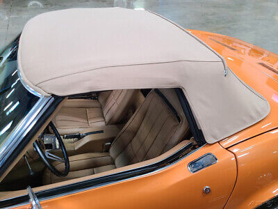 Chevrolet-Corvette-Stingray-Convertible-1974-8