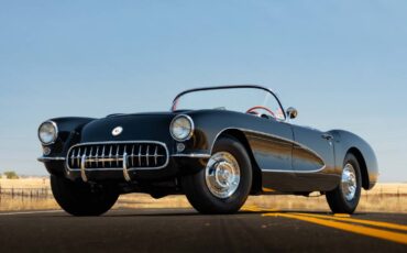 Chevrolet-Corvette-convertible-1956