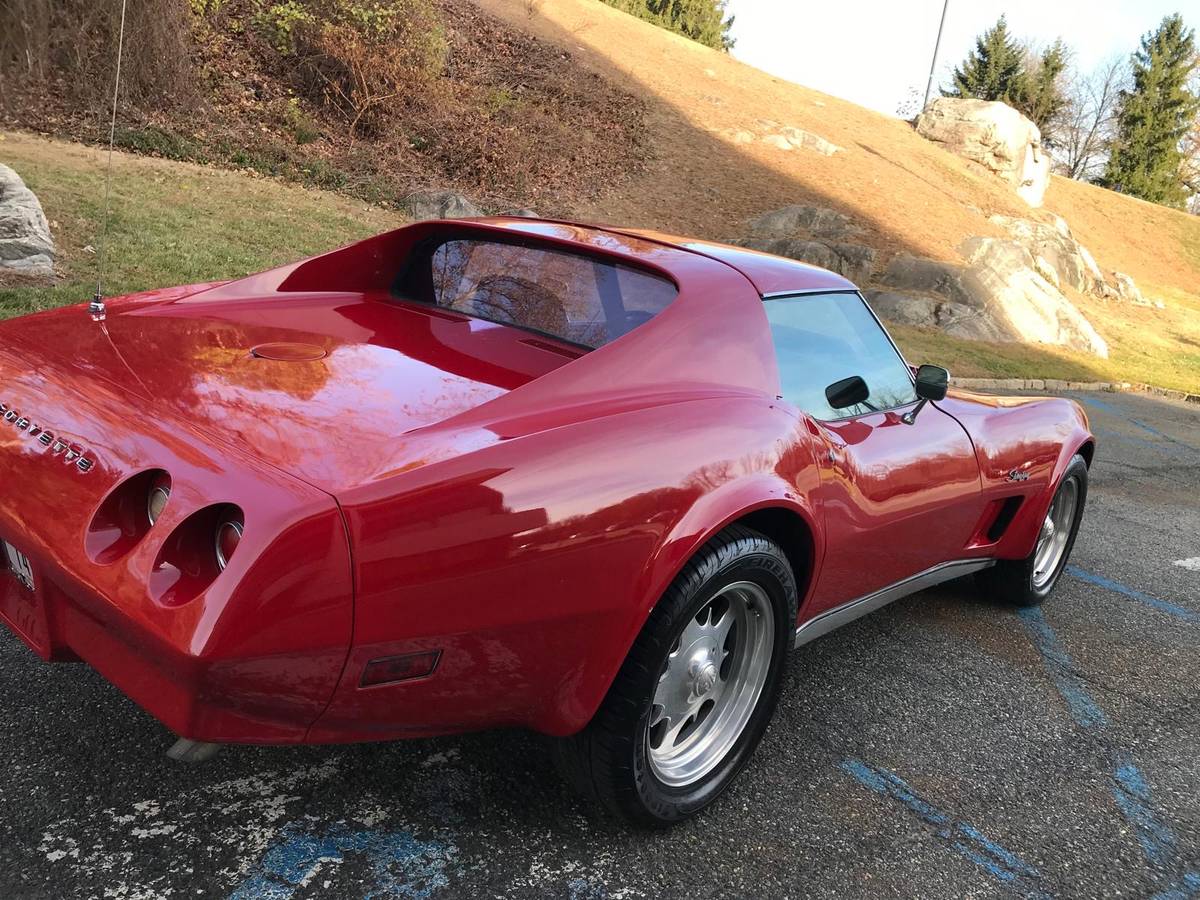 Chevrolet-Corvette-convertible-1974-14