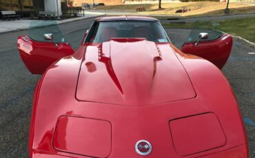 Chevrolet-Corvette-convertible-1974-8