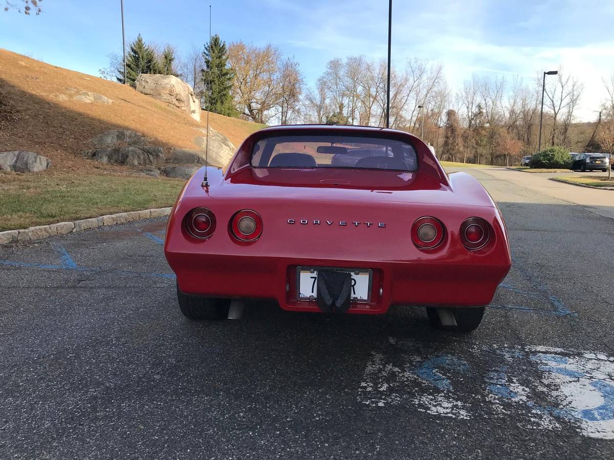 Chevrolet-Corvette-convertible-1974-9