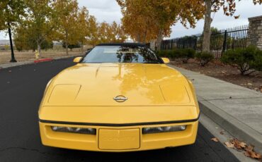 Chevrolet-Corvette-convertible-1986-5