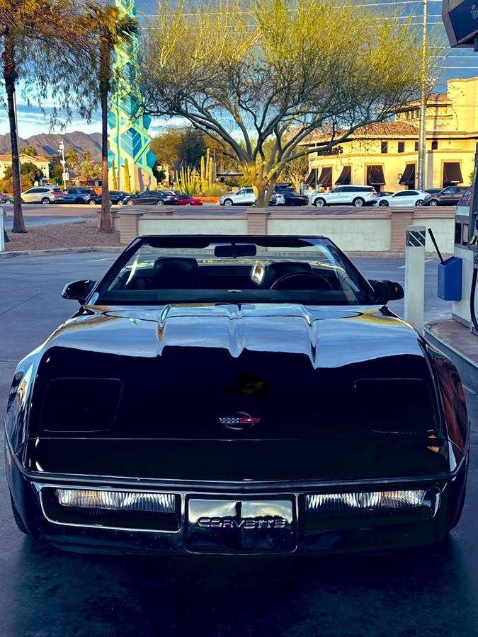 Chevrolet-Corvette-convertible-1989-2