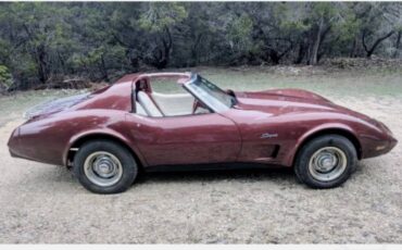 Chevrolet-Corvette-diesel-1976-3