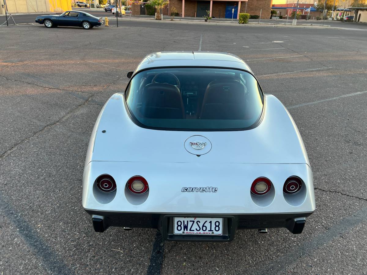 Chevrolet-Corvette-l82-1978-3