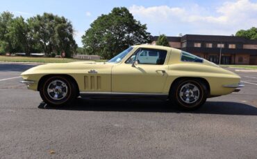 Chevrolet-Corvette-sting-ray-1966-8