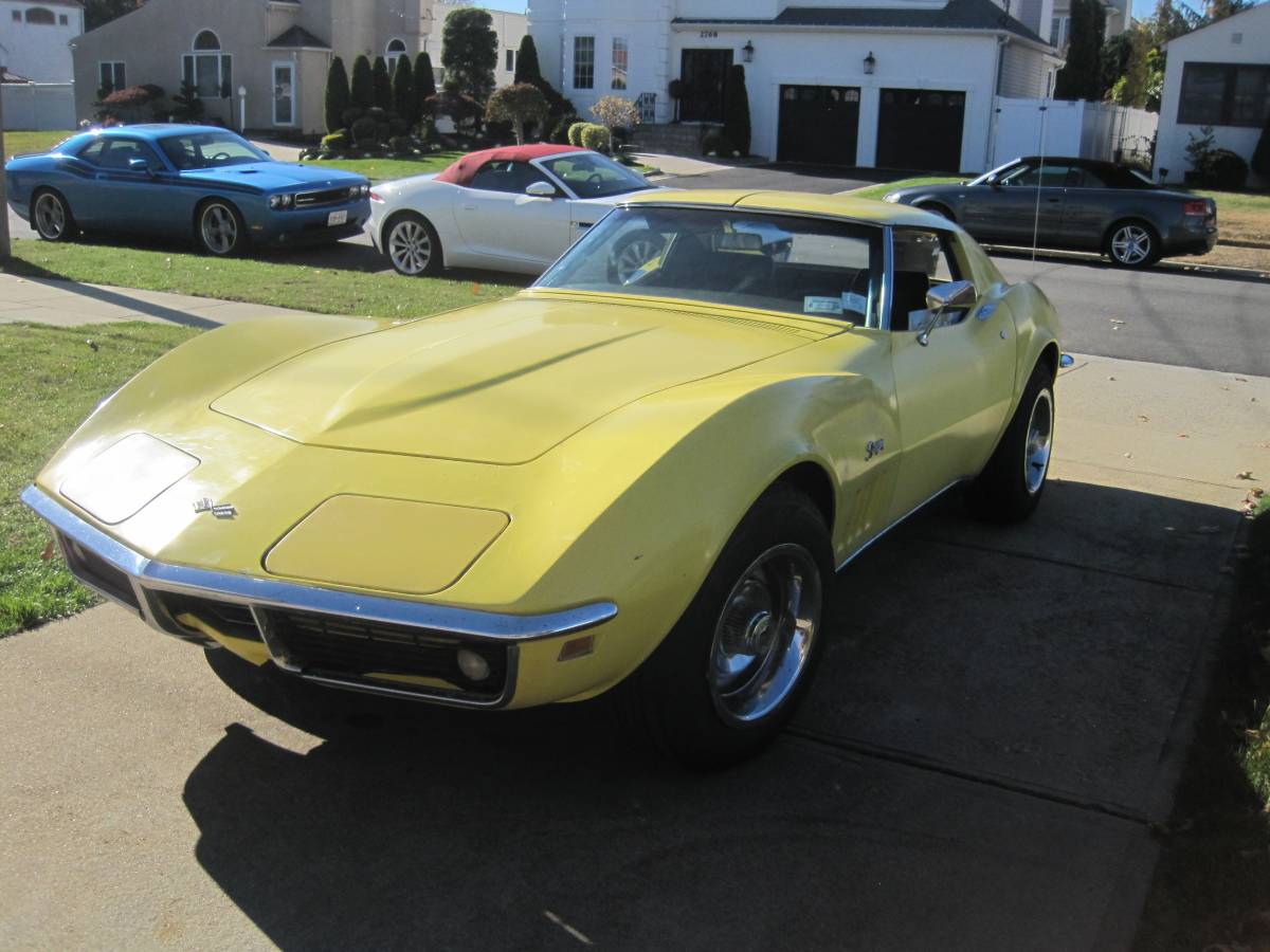 Chevrolet-Corvette-stingray-1969-13