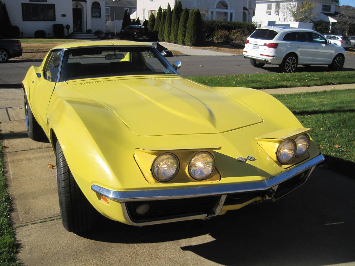 Chevrolet-Corvette-stingray-1969-15