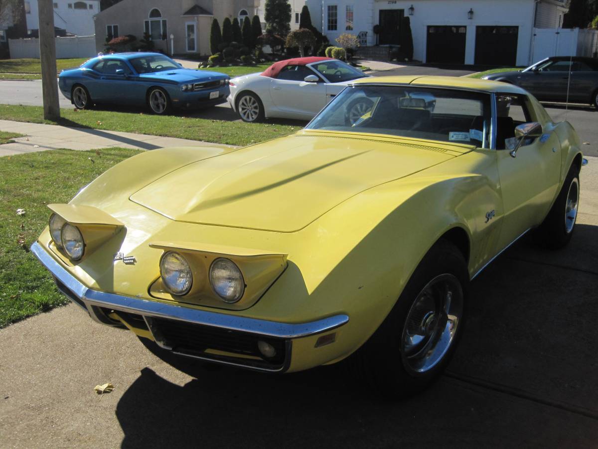 Chevrolet-Corvette-stingray-1969-16