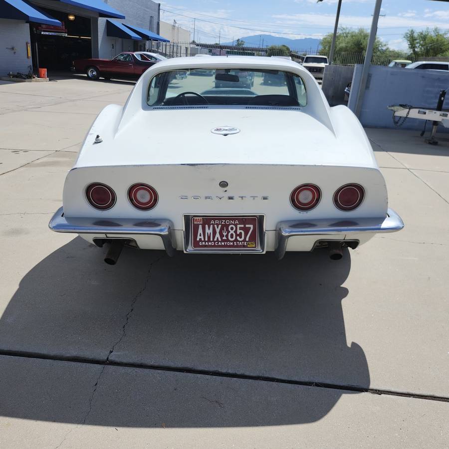 Chevrolet-Corvette-stingray-1971-3