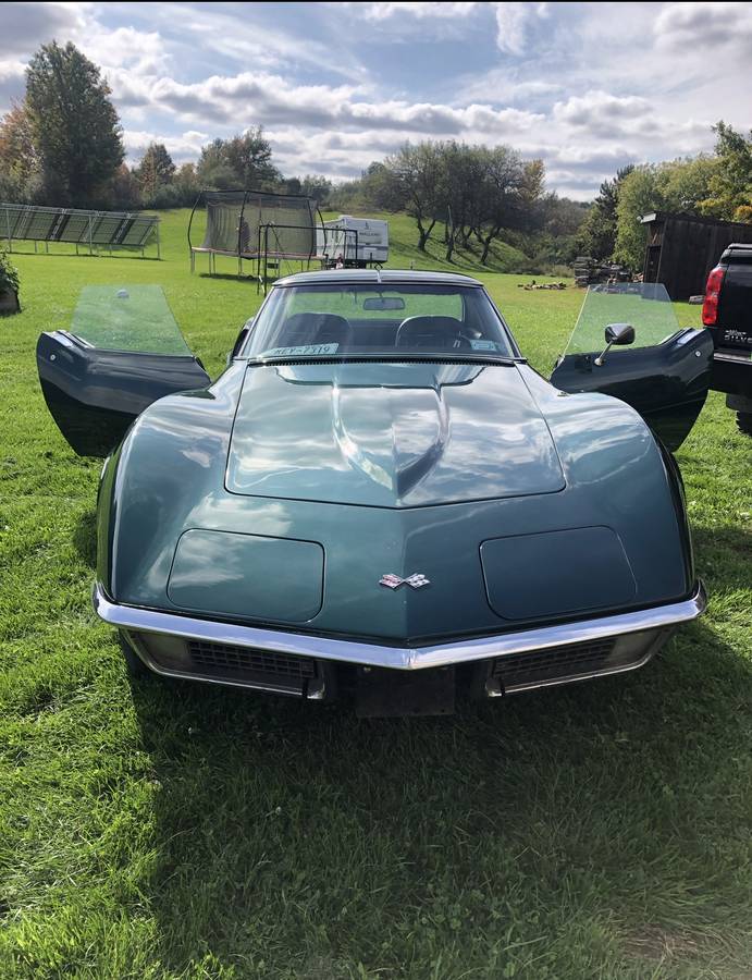 Chevrolet-Corvette-stingray-1971-3