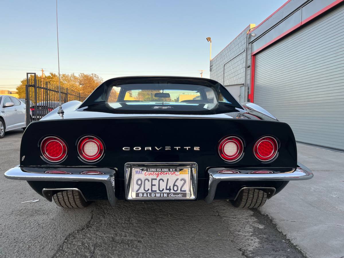 Chevrolet-Corvette-stingray-1973-3