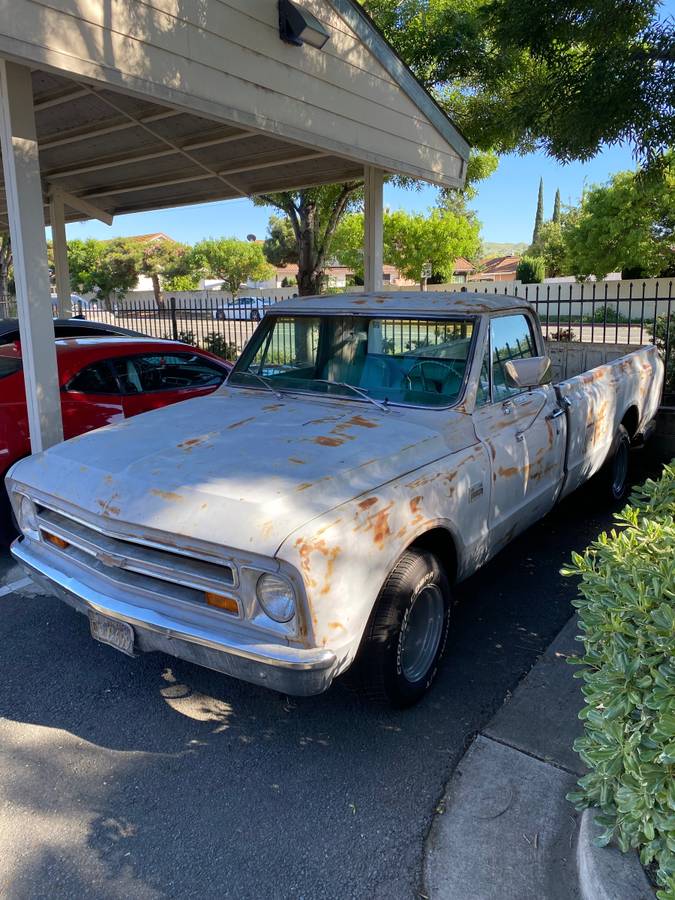 Chevrolet-Cst-cc-c10-1967-13