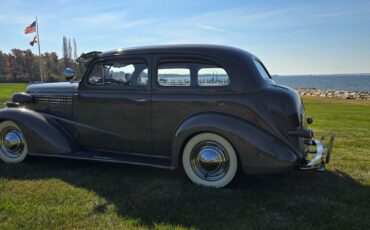 Chevrolet-Deluxe-Berline-1938-10