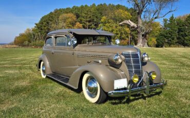 Chevrolet-Deluxe-Berline-1938-2