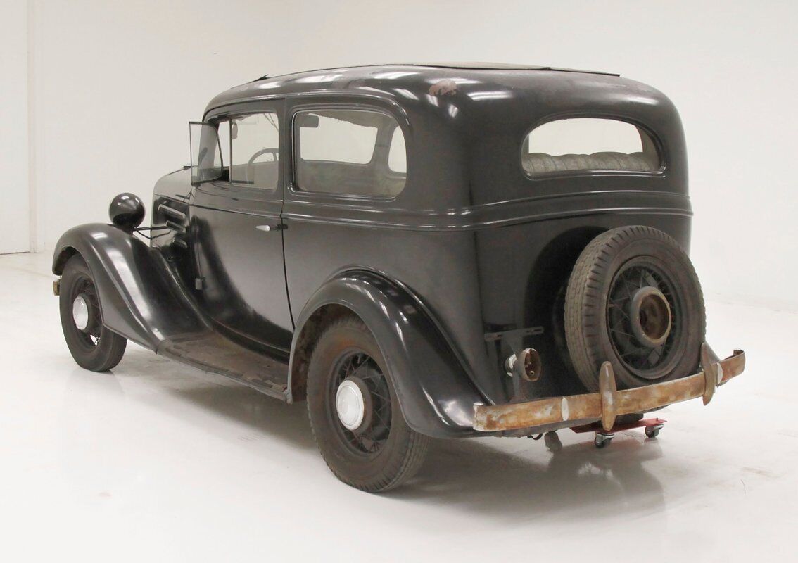 Chevrolet-EC-Standard-Berline-1935-2