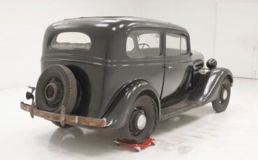 Chevrolet-EC-Standard-Berline-1935-3