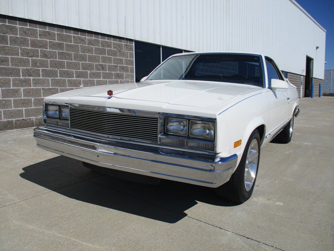 Chevrolet-El-Camino-1987-23