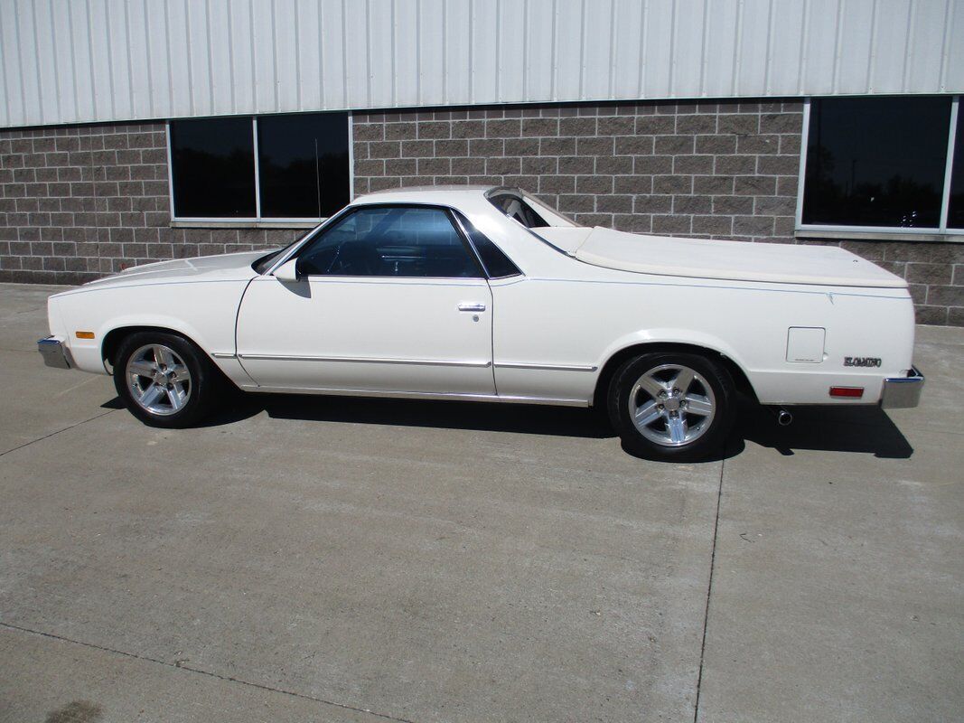 Chevrolet-El-Camino-1987-25