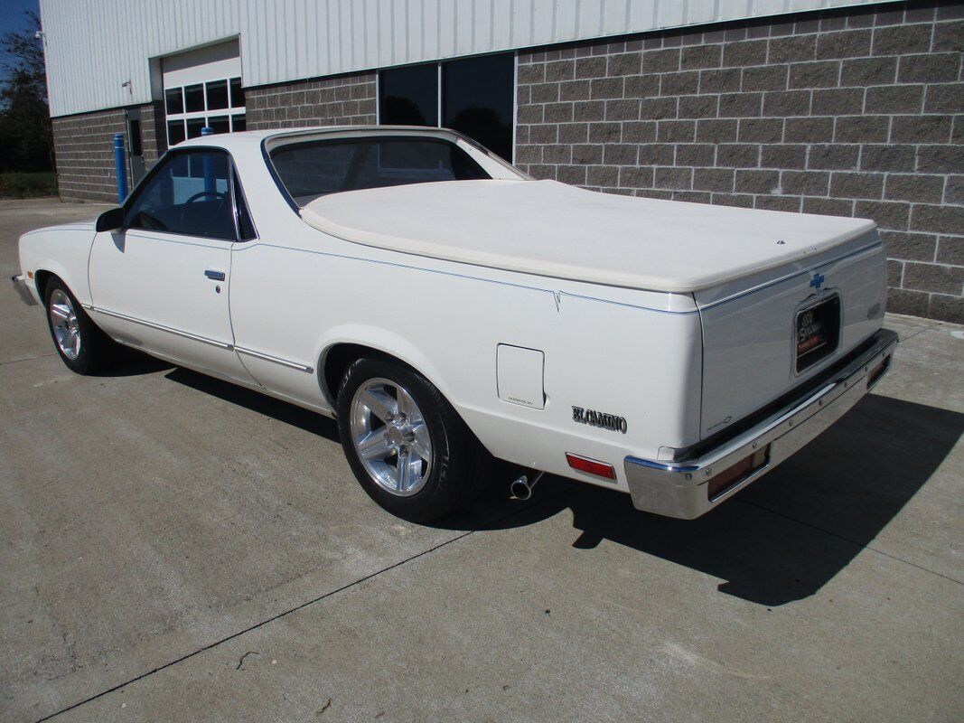 Chevrolet-El-Camino-1987-27