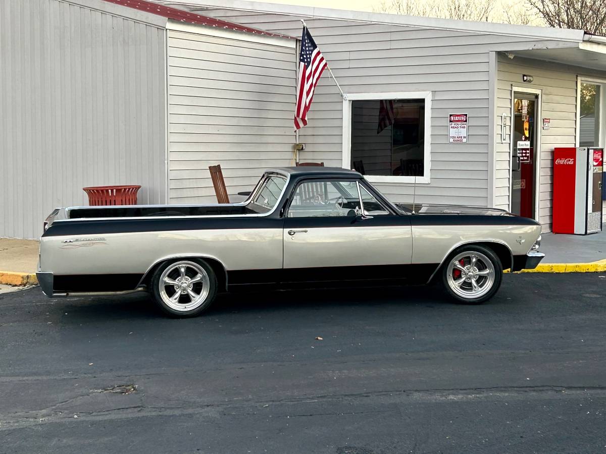 Chevrolet-El-camino-1966-11