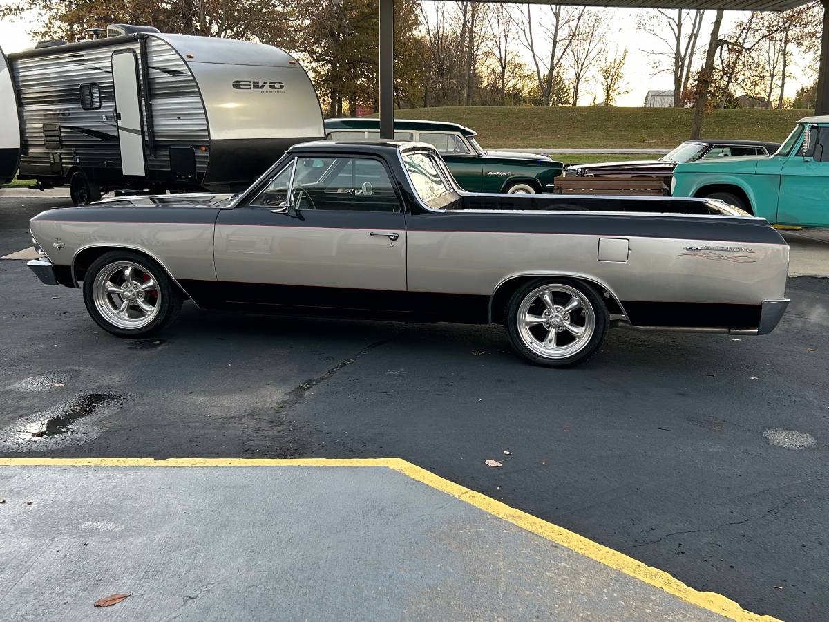 Chevrolet-El-camino-1966-4