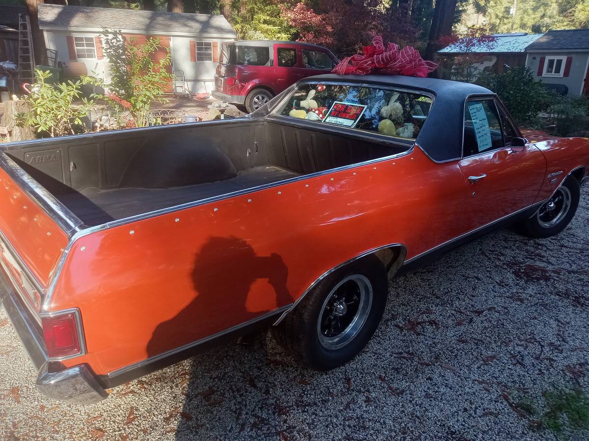 Chevrolet-El-camino-1972-12