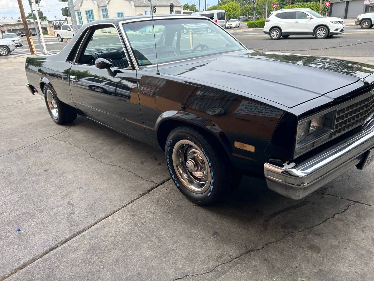 Chevrolet-El-camino-1983-11