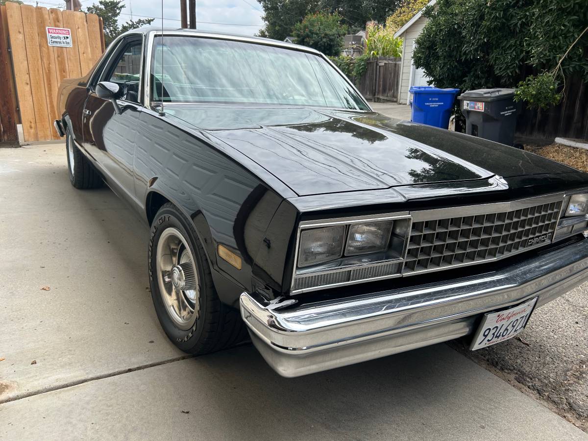 Chevrolet-El-camino-1983-6