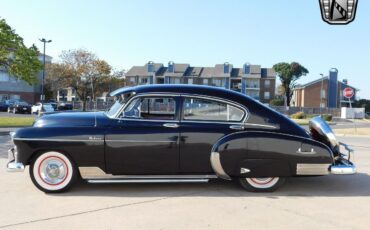 Chevrolet-Fleetline-Berline-1950-3