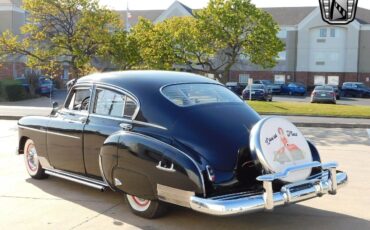 Chevrolet-Fleetline-Berline-1950-4