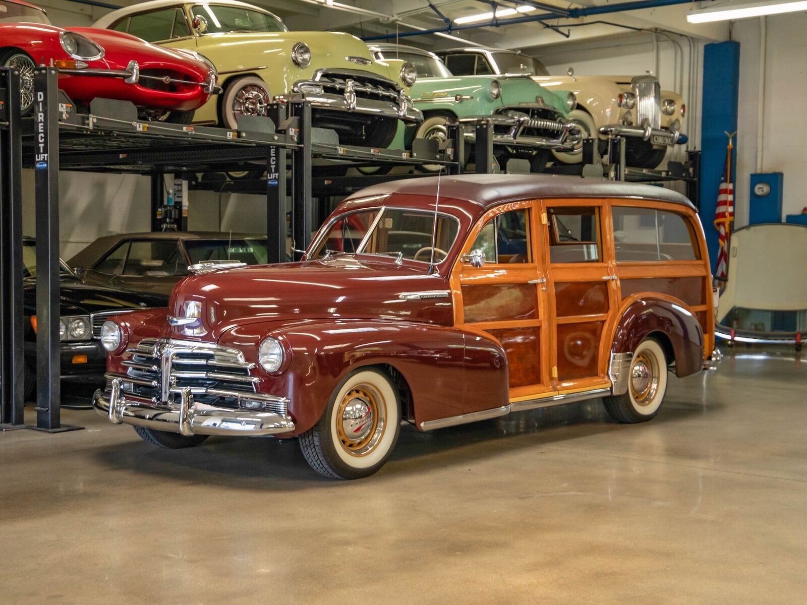 Chevrolet-Fleetmaster-Woody-4-Door-Wagon-1948