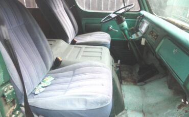 Chevrolet-G10-sportvan-90-1969-4