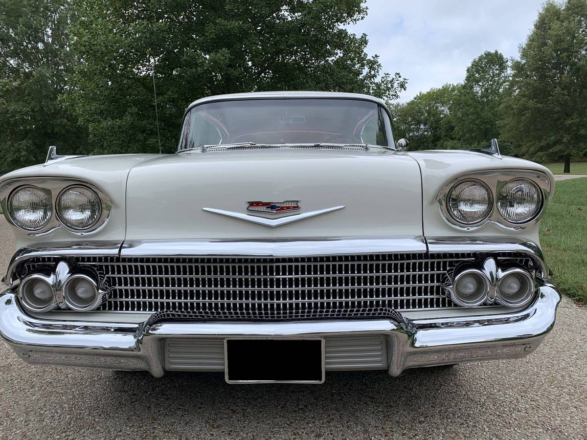 Chevrolet-Impala-1958-3