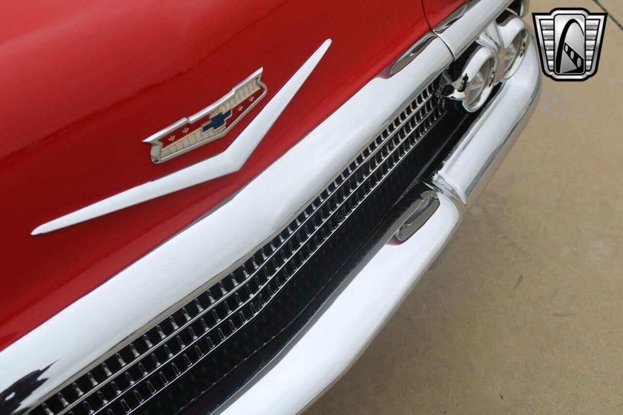 Chevrolet-Impala-1958-8