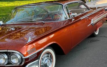 Chevrolet-Impala-1960-3