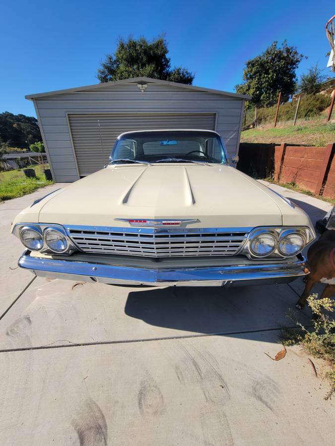 Chevrolet-Impala-1962-4