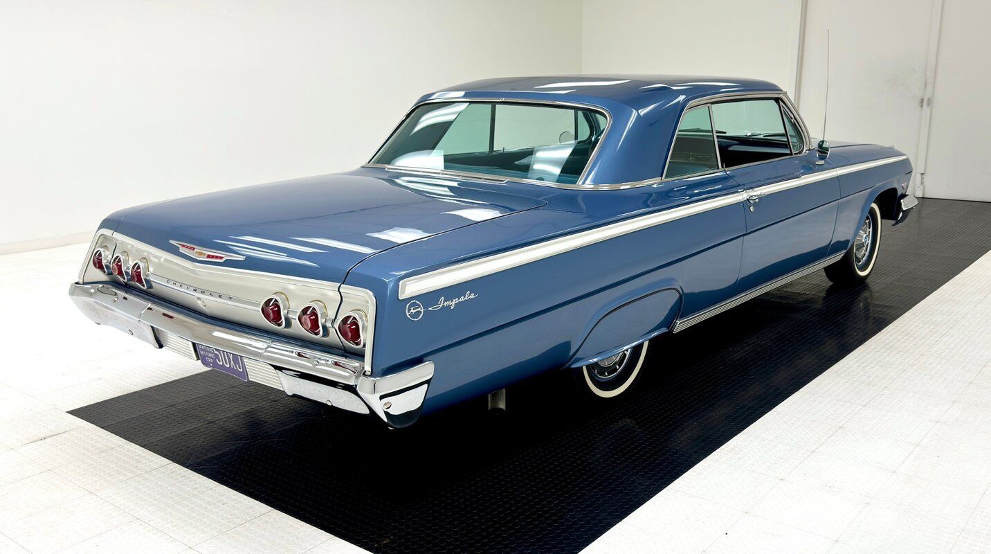 Chevrolet-Impala-1962-4