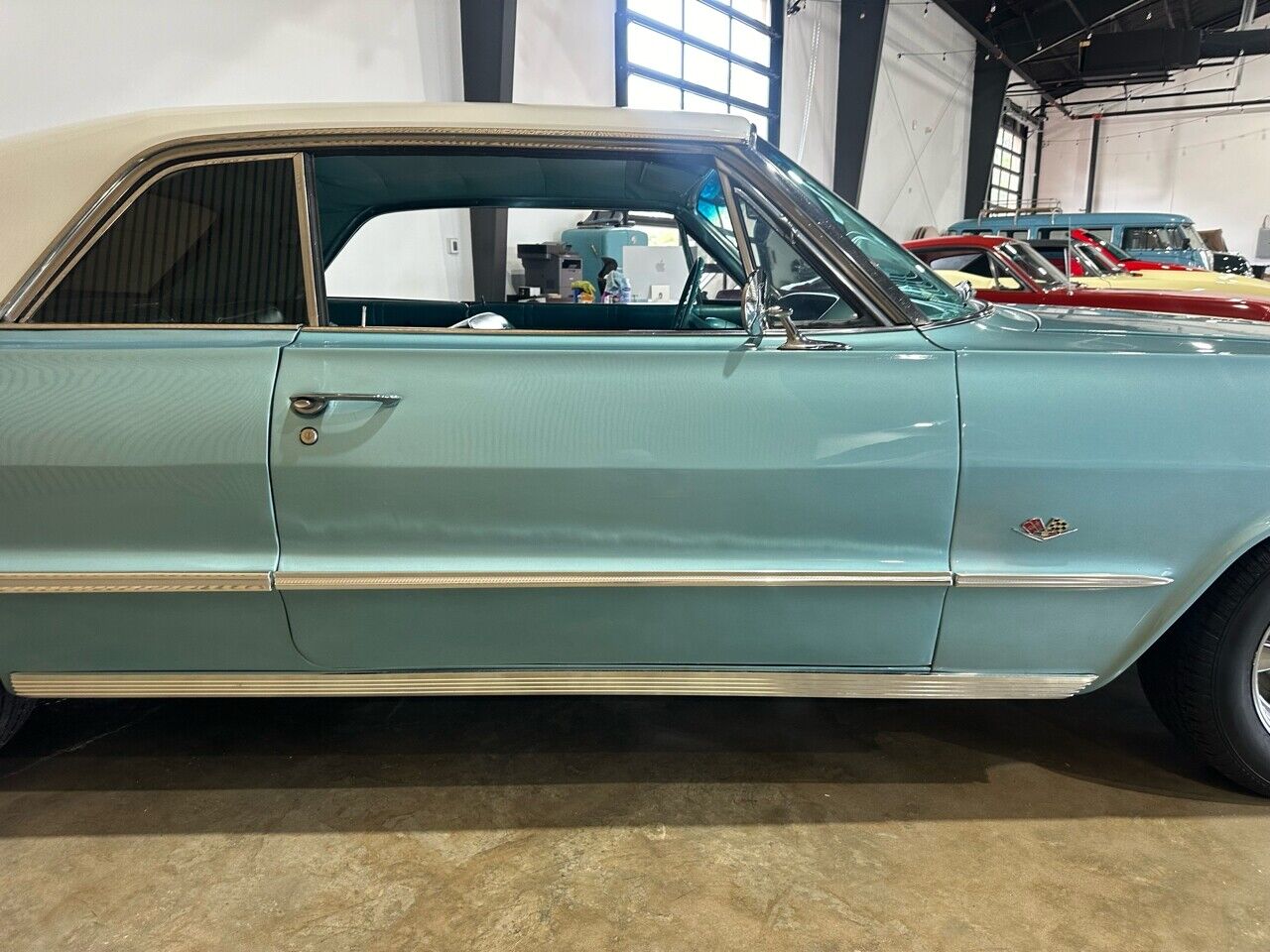 Chevrolet-Impala-1963-17