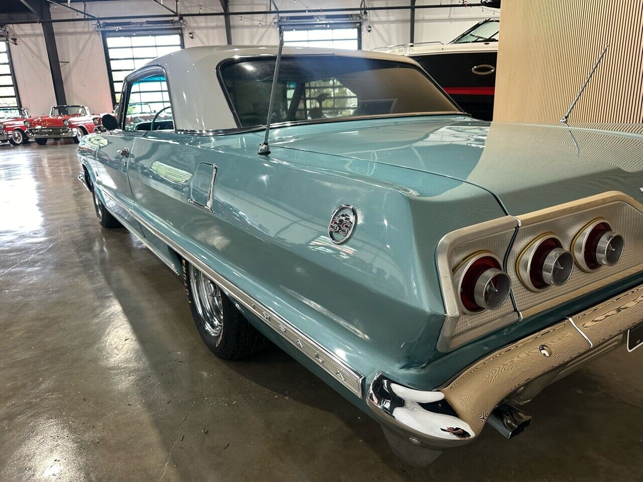 Chevrolet-Impala-1963-27