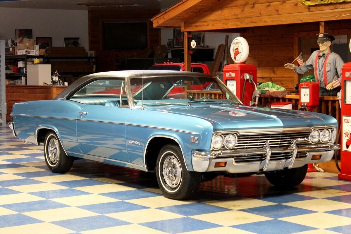 Chevrolet-Impala-1966-8