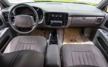 Chevrolet-Impala-1994-11