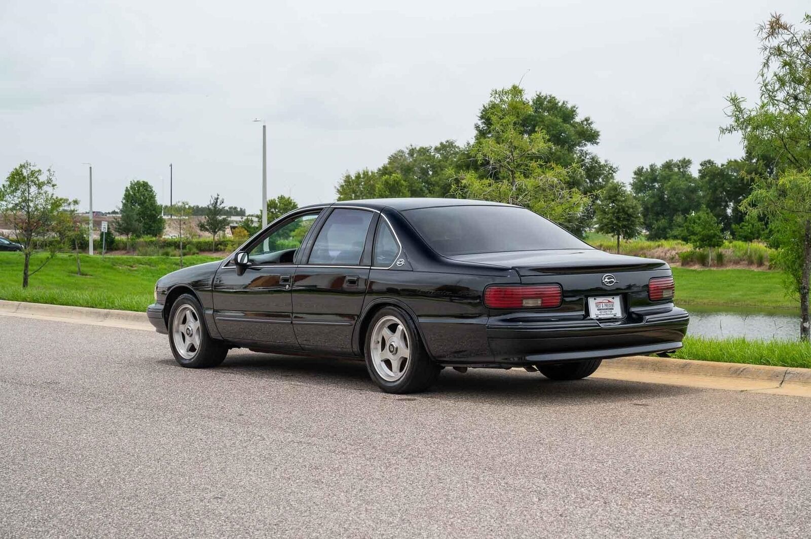 Chevrolet-Impala-1994-3