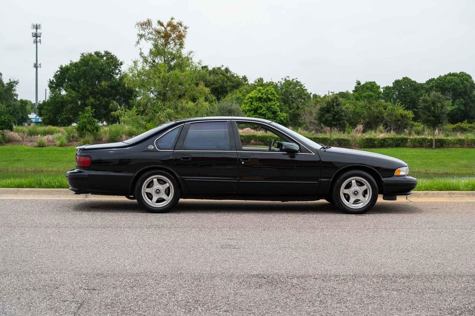 Chevrolet-Impala-1994-6